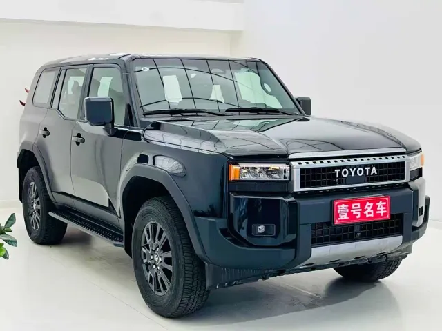 Toyota Prado — Фото автомобиля 3