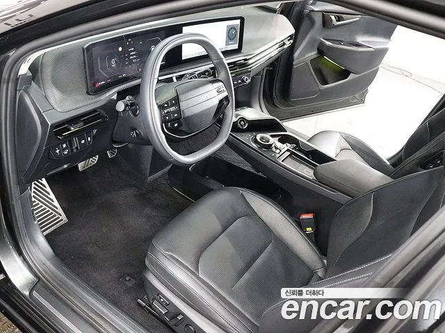 Kia EV6 — Фото автомобиля 16