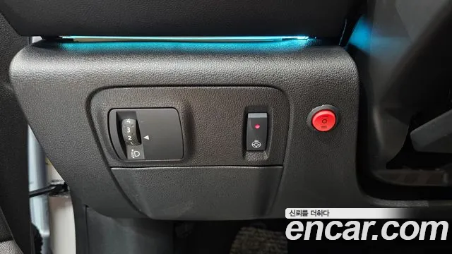 Renault-KoreaSamsung SM6 Новый SM6 2.0 LPe Feel — Фото автомобиля 17