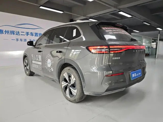 Geely Galaxy E5 — Фото автомобиля 15