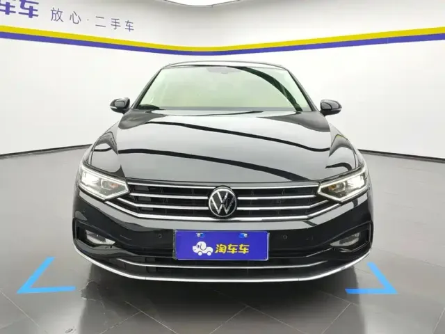 Volkswagen Magotan 2020 280TSI DSG Leading — Фото автомобиля 2