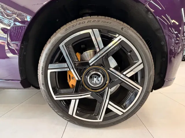 Rolls-Royce Cullinan — Фото автомобиля 12