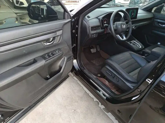 Honda CR-V — Фото автомобиля 11