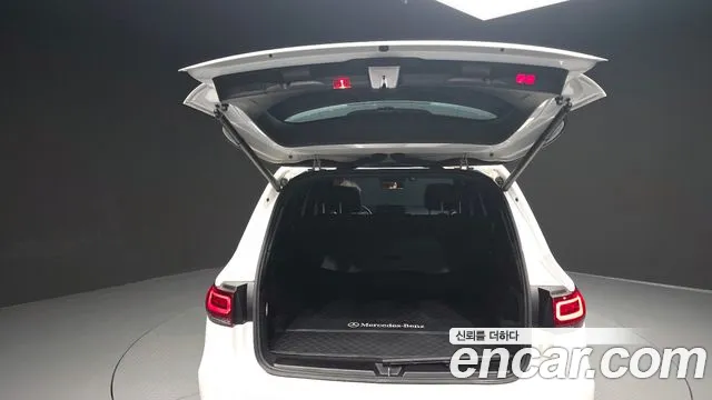 Mercedes-Benz GLB-Class — Фото автомобиля 20