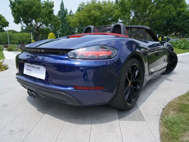 Porsche 718 — Фото автомобиля 11
