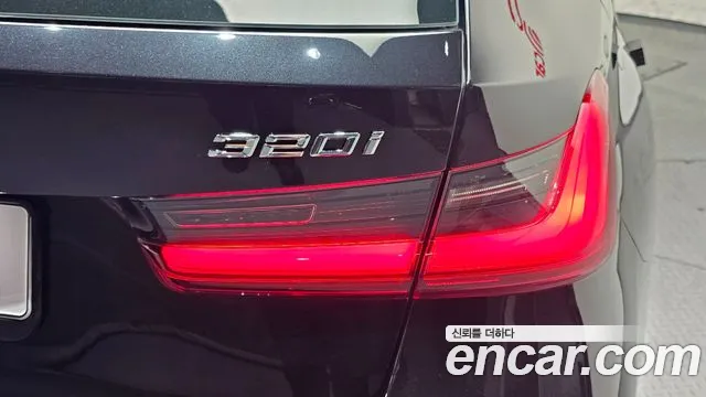 BMW 3 Series G20 — Фото автомобиля 22