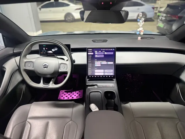 Nio ET5 Touring — Фото автомобиля 5