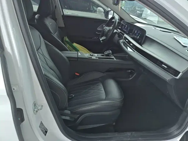 Chery Arrizo 8 — Фото автомобиля 24
