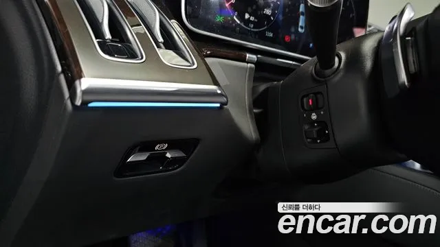 Mercedes-Benz S-Class — Фото автомобиля 29