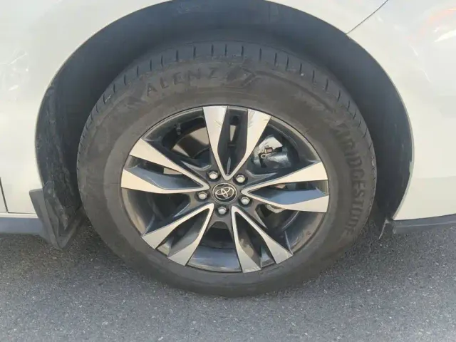 Toyota Granvia — Фото автомобиля 6