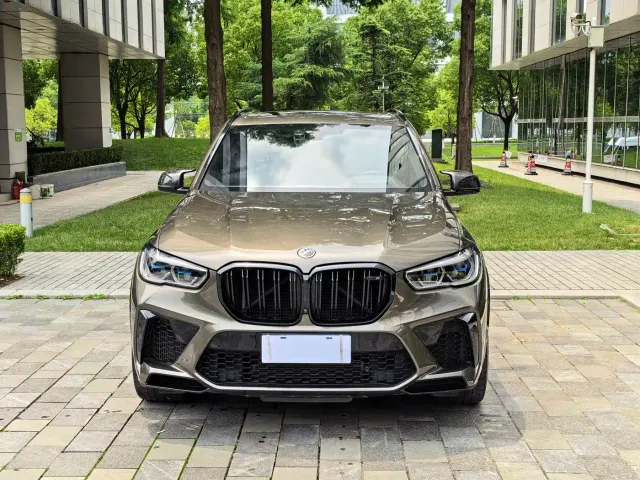 BMW X5 M — Фото автомобиля 2
