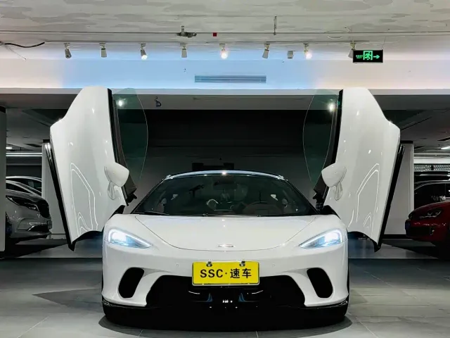 McLaren GT — Фото автомобиля 2
