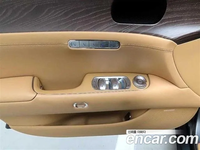 Genesis G90 — Фото автомобиля 10