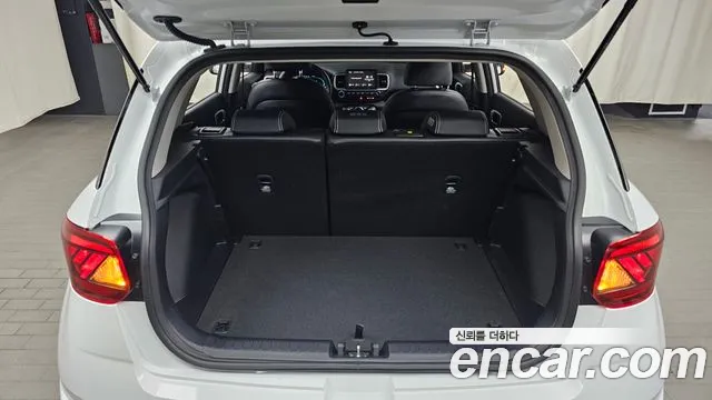 Hyundai Venue Venue 1.6 Smart — Фото автомобиля 16