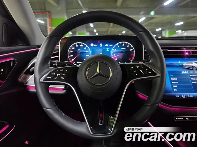 Mercedes-Benz E-Class — Фото автомобиля 9