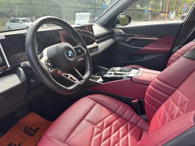 BMW 5 Series — Фото автомобиля 7