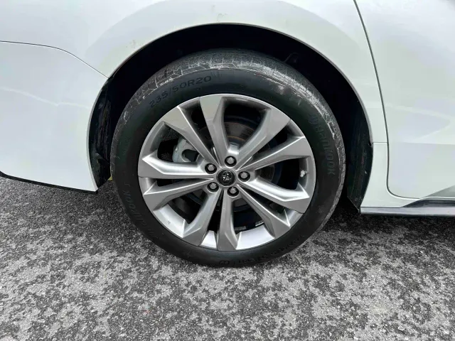 Toyota Sienna — Фото автомобиля 14