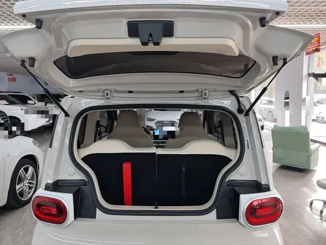 Wuling Hongguang Mini EV — Фото автомобиля 18