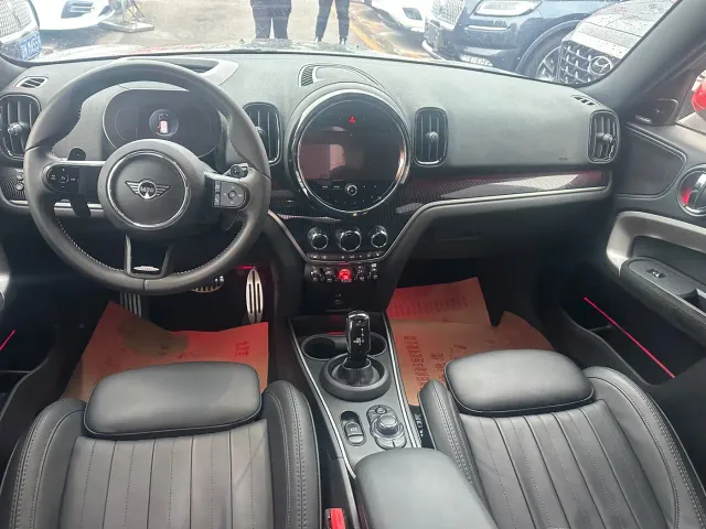 MINI JCW COUNTRYMAN — Фото автомобиля 12