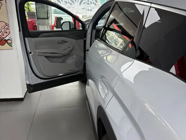 BYD Song Ultra — Фото автомобиля 4