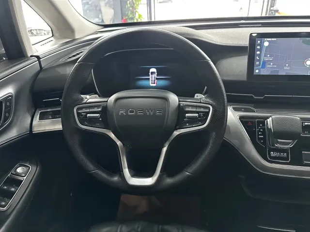 Roewe iMAX8 — Фото автомобиля 10