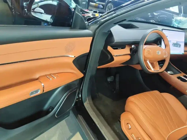 Changan Qiyuan Q07 — Фото автомобиля 15