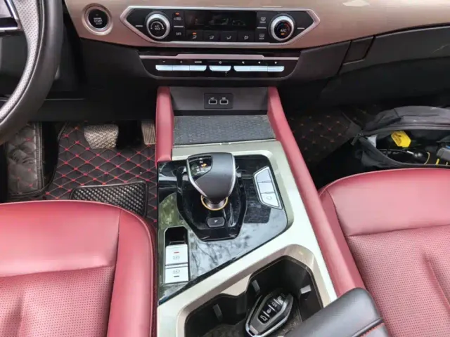Jetour X70 — Фото автомобиля 13