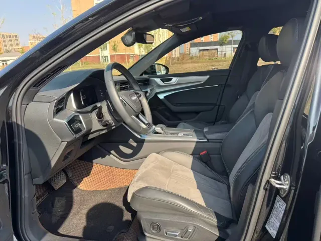 Audi A6L — Фото автомобиля 4