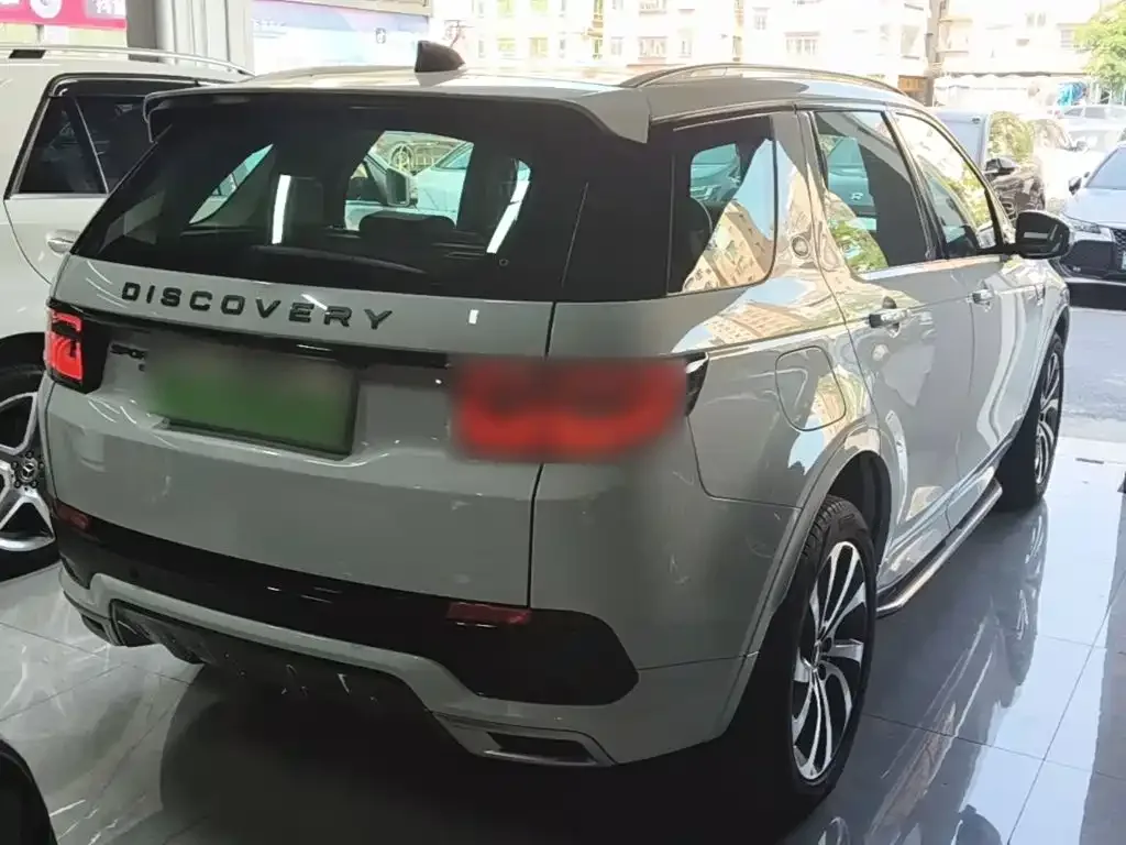 Land Rover Land Rover Discovery Sport PHEV 2022 Facelift P300e Plug-in Hybrid — Фото автомобиля 6