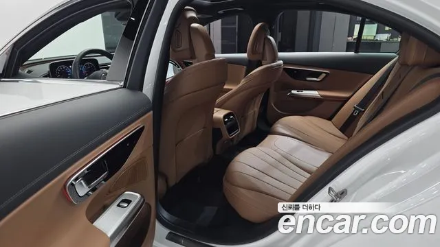 Mercedes-Benz E-Class W214 — Фото автомобиля 26