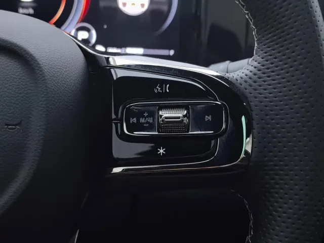 GAC Trumpchi GS8 — Фото автомобиля 20