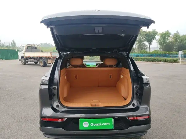 Dongfeng Aeolus L8 — Фото автомобиля 18