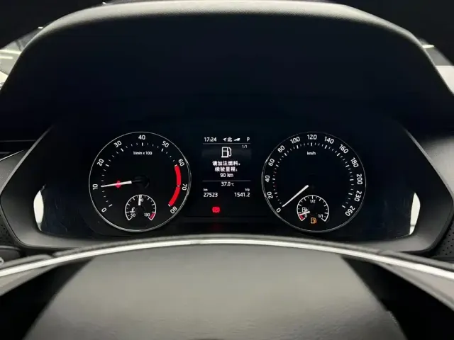 Skoda Octavia — Фото автомобиля 8