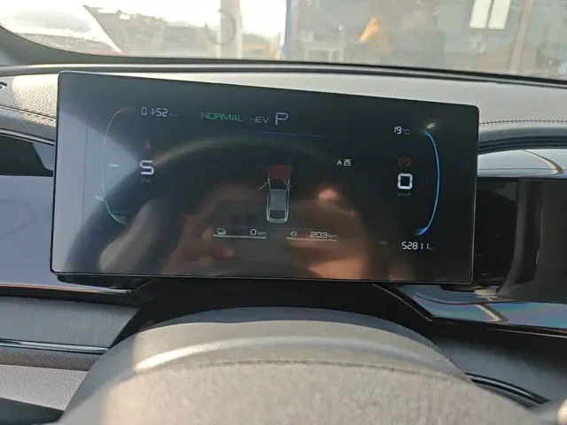 BYD Qin PLUS — Фото автомобиля 11