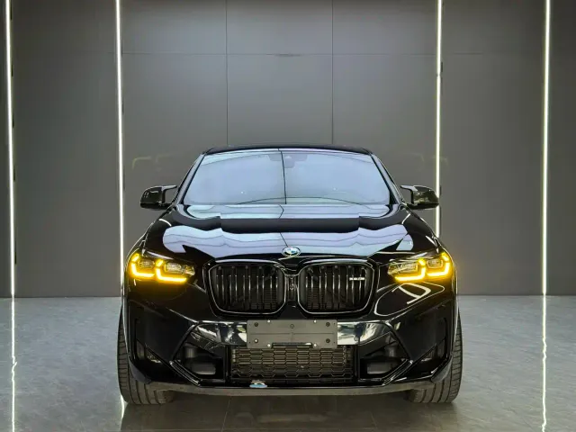 BMW X4 M — Фото автомобиля 2