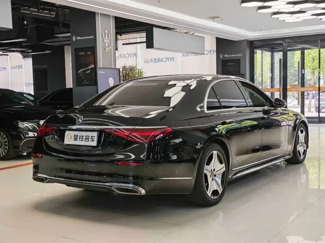 Mercedes-Benz S-Class — Фото автомобиля 7
