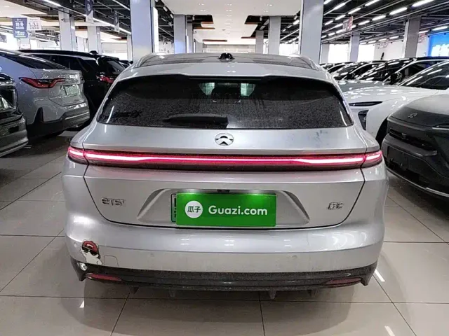 Nio ET5 Touring — Фото автомобиля 5