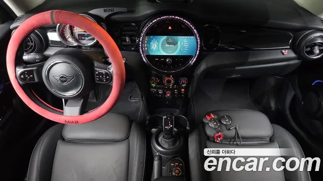 Mini Cooper Cooper 5 дверей Classic — Фото автомобиля 7