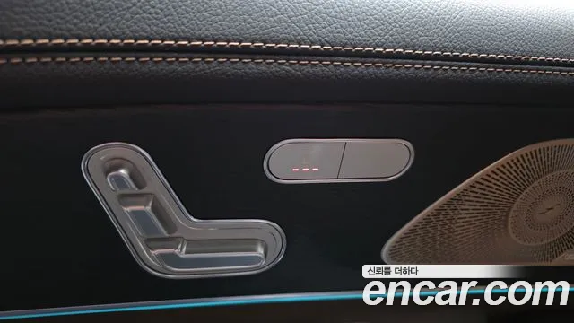 Mercedes-Benz GLE-Class — Фото автомобиля 28