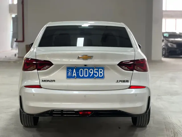 Chevrolet Monza — Фото автомобиля 12