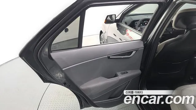 Kia Niro The All New — Фото автомобиля 14