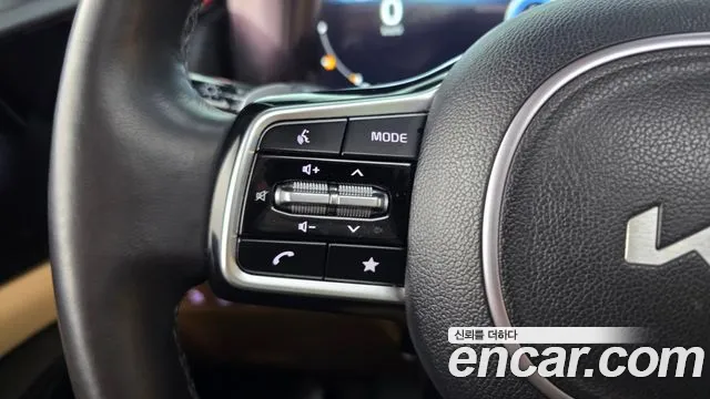Kia Canival Carnival 4 поколение Дизель 9 мест Signature — Фото автомобиля 25