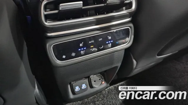 Genesis GV80 2.5T Бензин AWD — Фото автомобиля 17