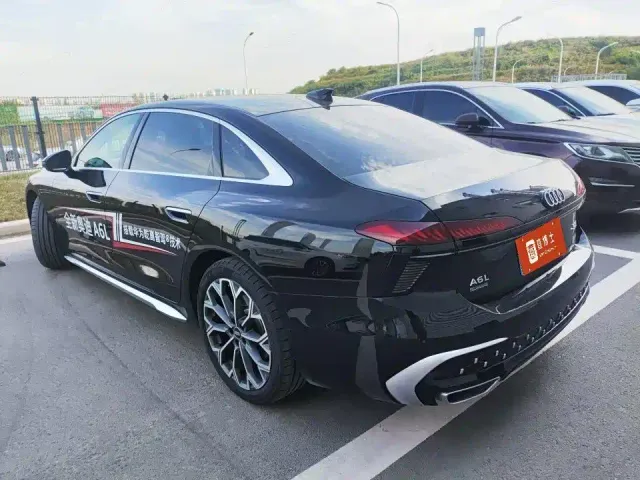 Audi A6L — Фото автомобиля 4