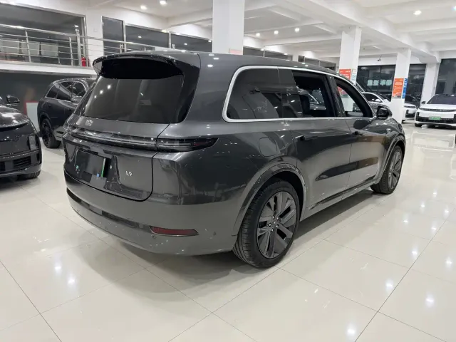 Li Auto L9 — Фото автомобиля 3