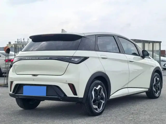BYD Dolphin — Фото автомобиля 4