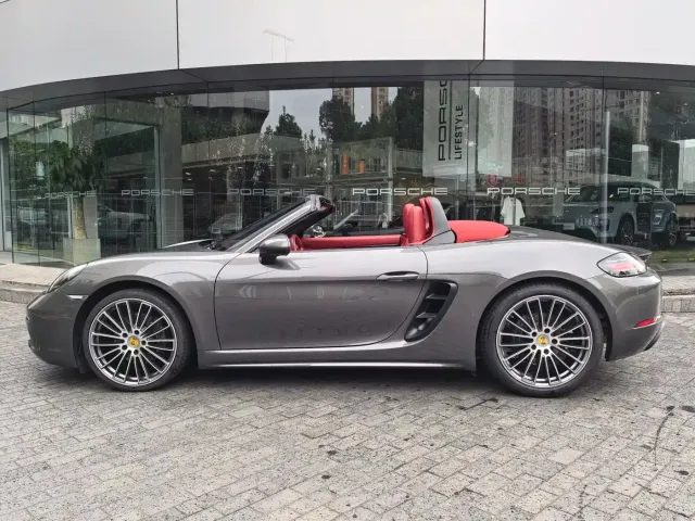 Porsche 718 — Фото автомобиля 4