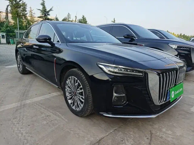 Hongqi H5 — Фото автомобиля 3