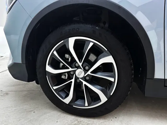 Geely Emgrand S — Фото автомобиля 24