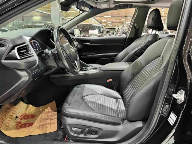 Toyota Camry — Фото автомобиля 7